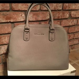 Michael Kors Hand Bag